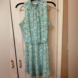 WHITE HOUSE BLACK MARKET Smock Neck Soft Dress Women's Size S Rippling Water